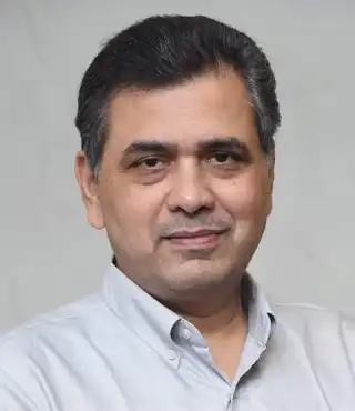 Shri Injeti Srinivas, IAS (Retd.)